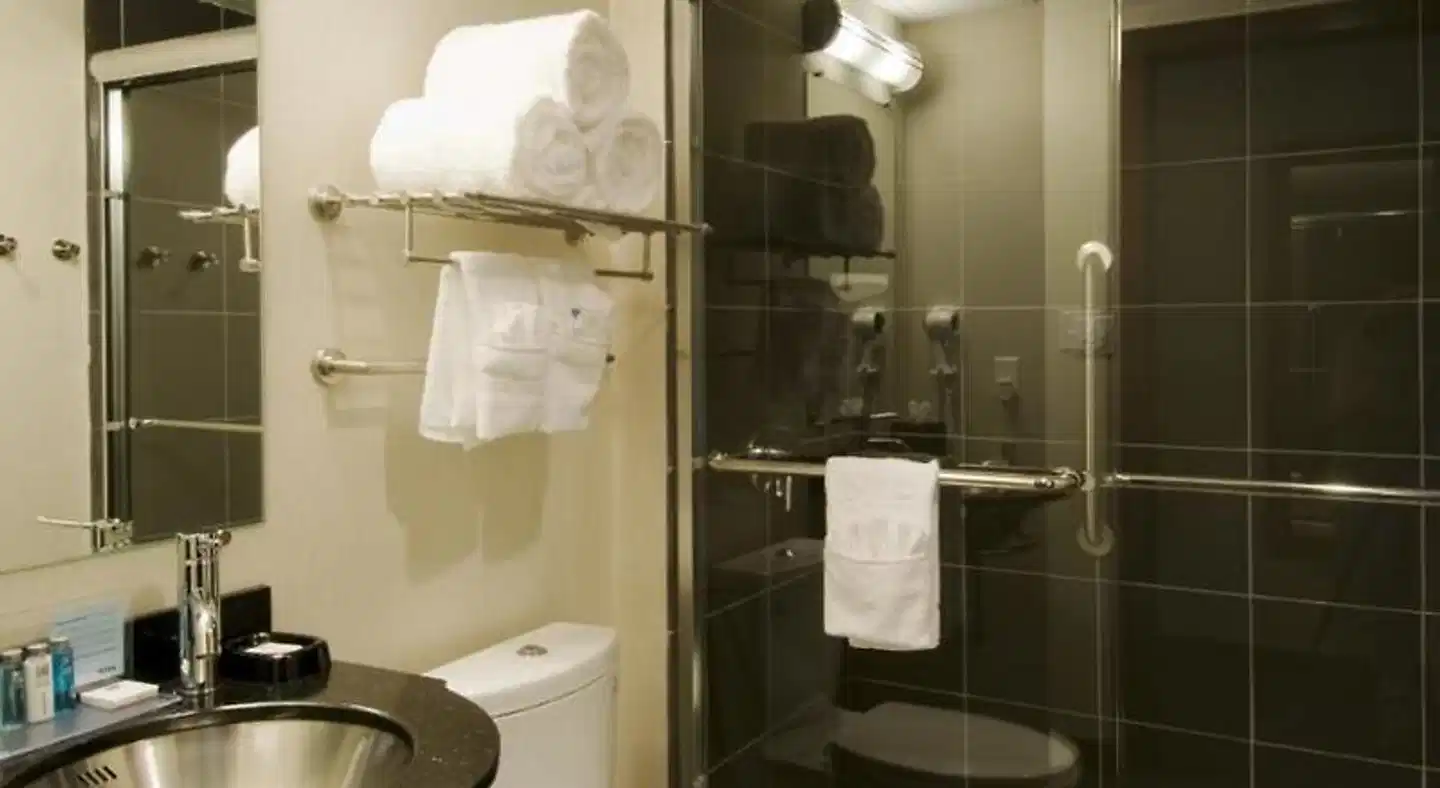 SoHo 54 Hotel Badezimmer