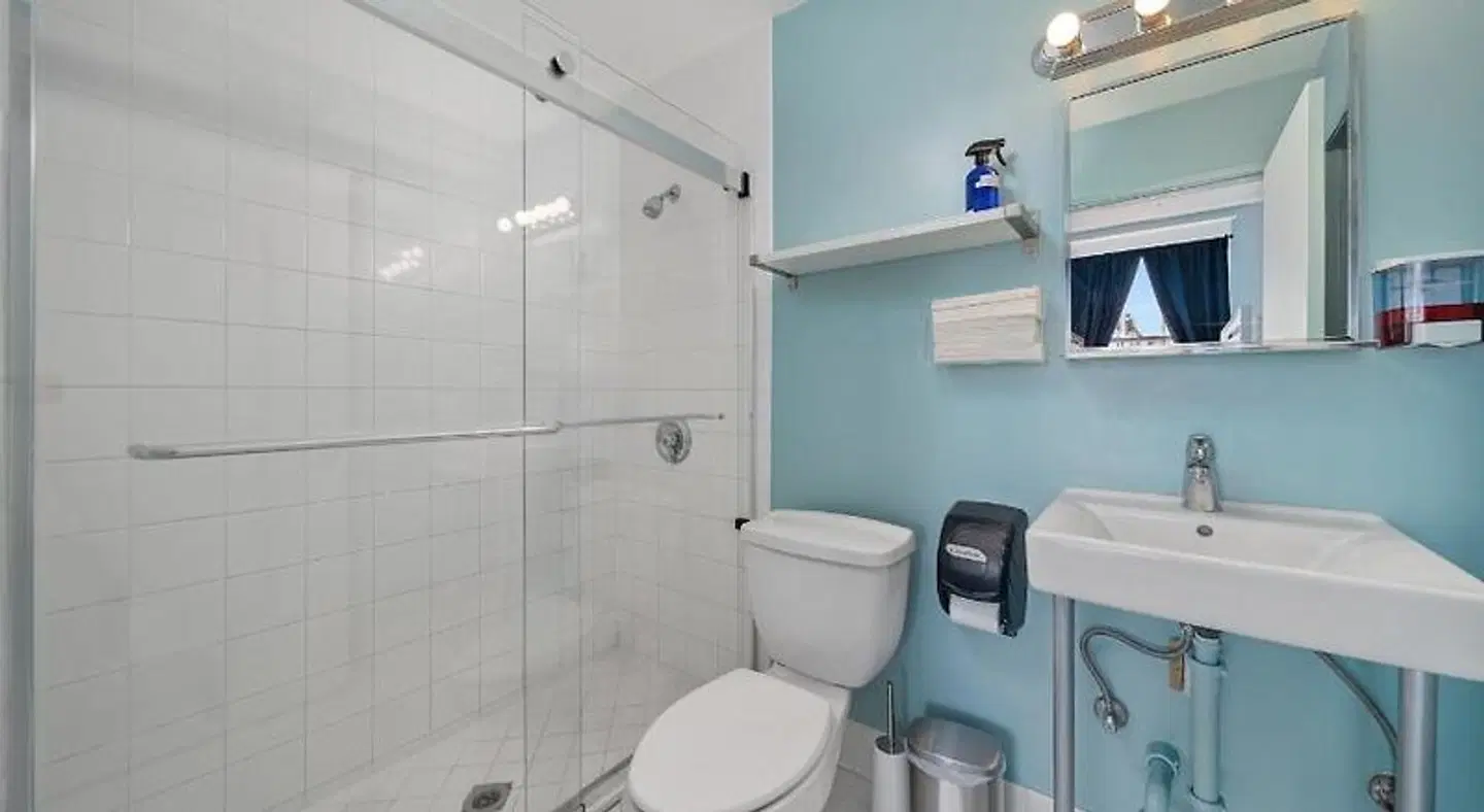 Samesun Venice Beach Badezimmer