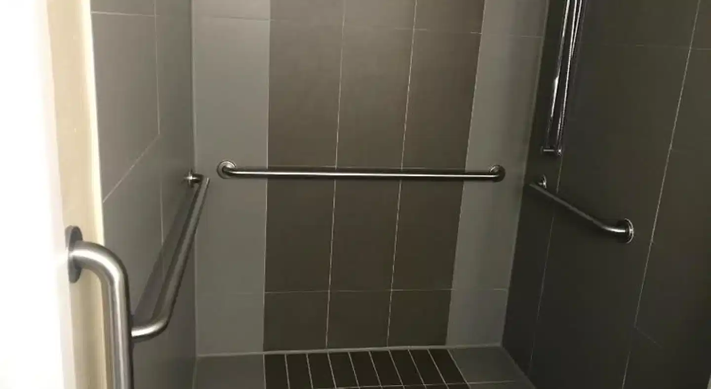 Holiday Inn Orlando East - UCF Area Badezimmer