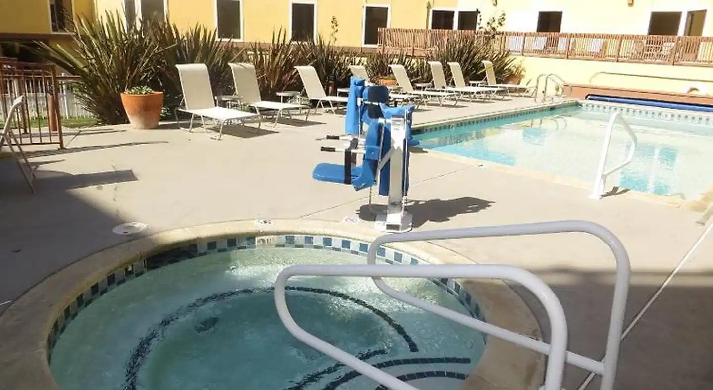 Pacifica Lighthouse Hotel Trademark Collection by Wyndham Pool