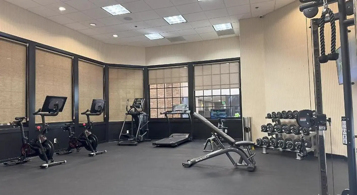 Hotel Burbank SPORTS_AND_LEISURE