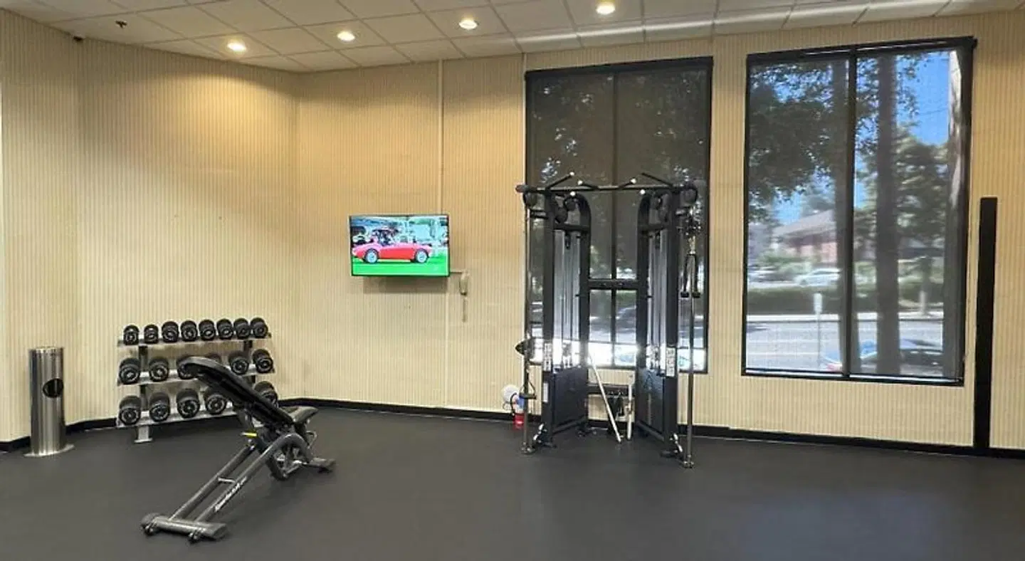 Hotel Burbank SPORTS_AND_LEISURE