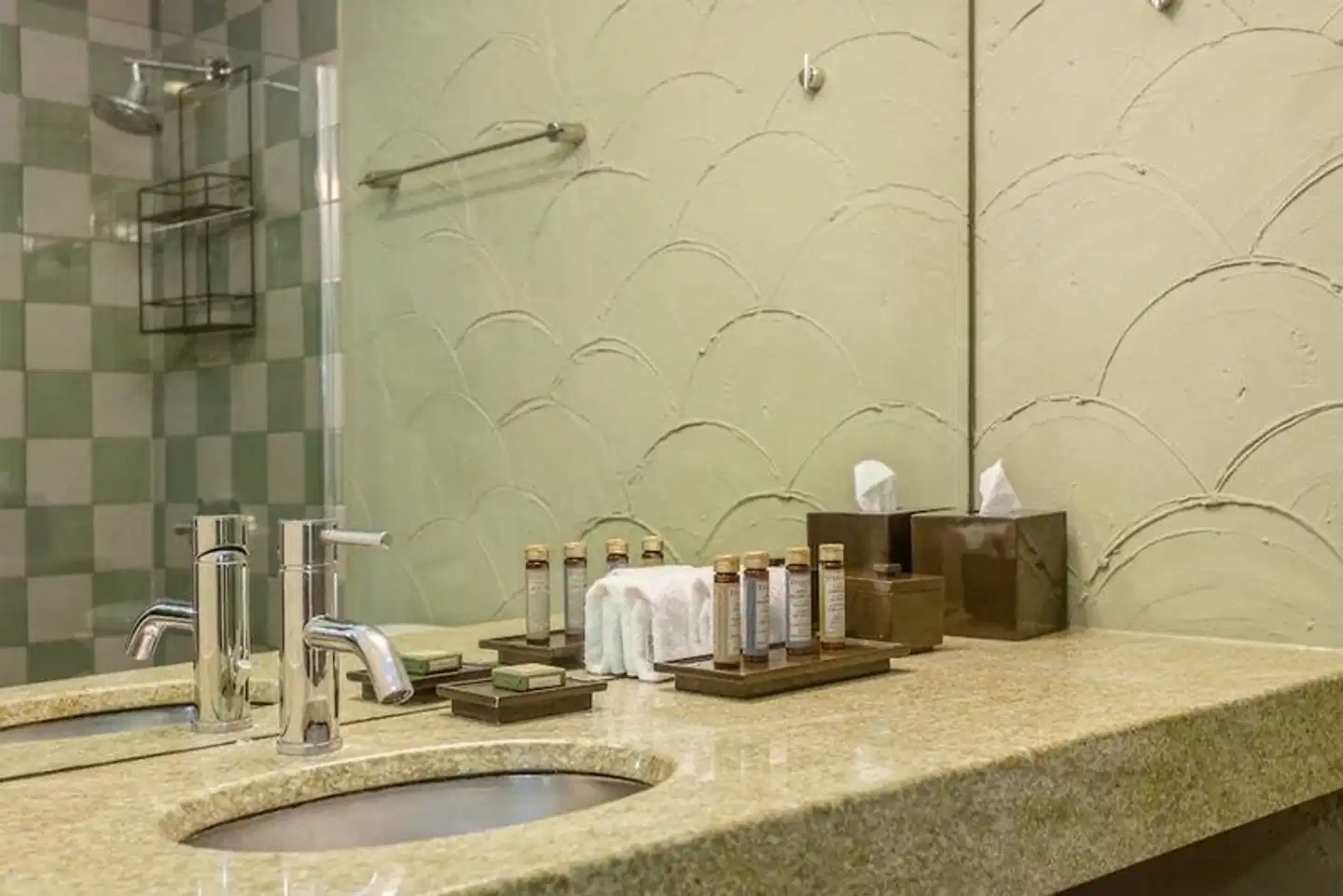 El Paseo Hotel Lobby