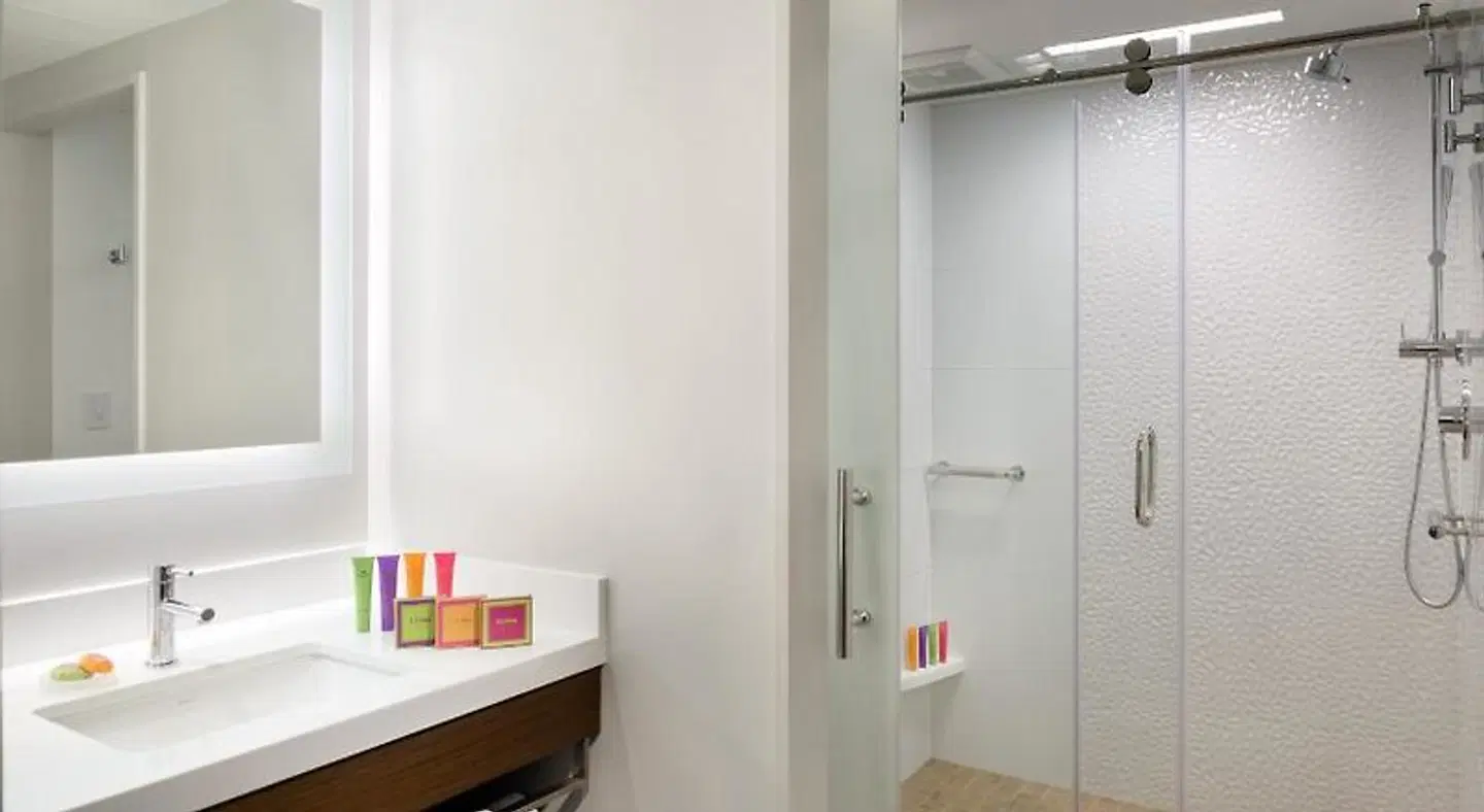 LUMA Hotel - Times Square ROOM_EXAMPLE