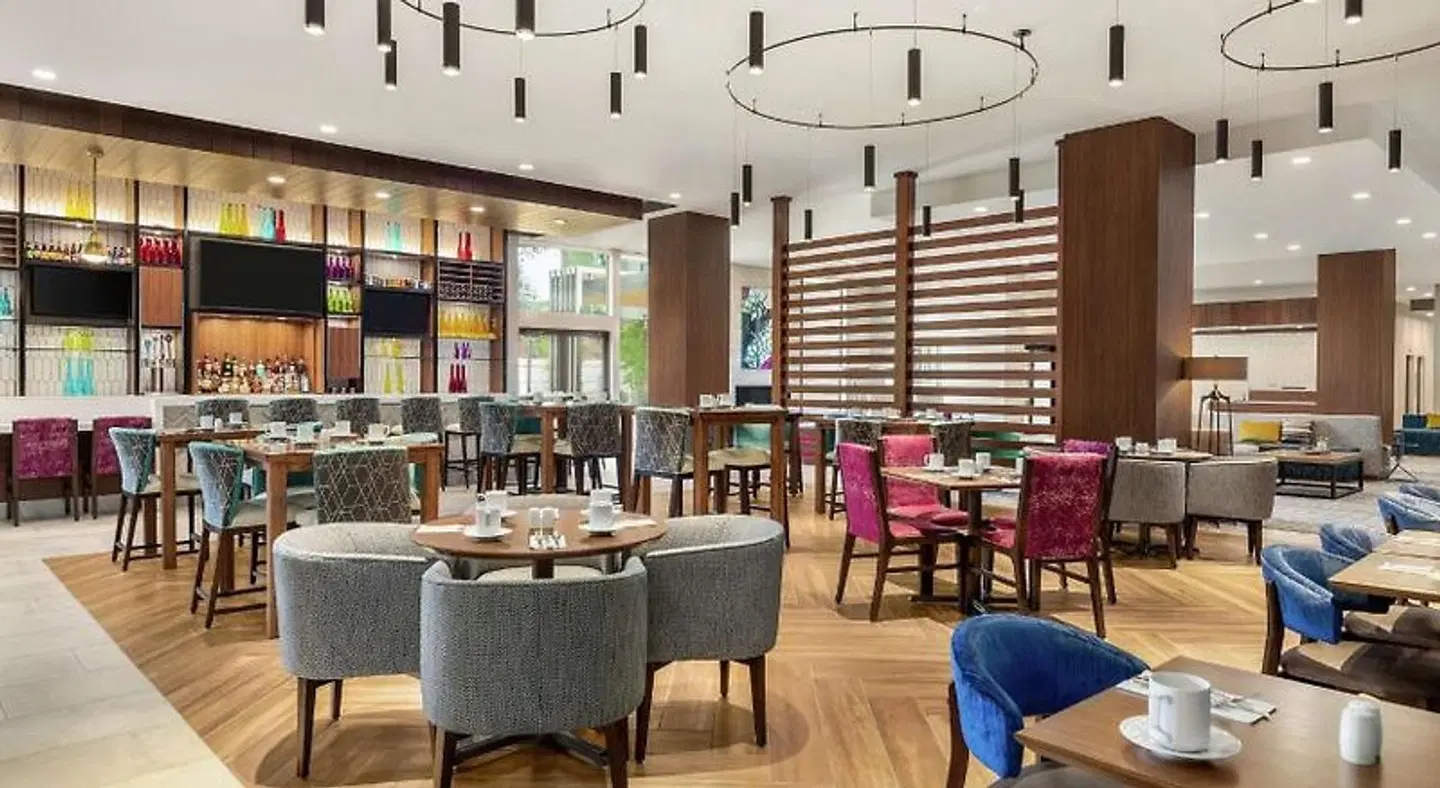 Hilton Garden Inn Seattle Airport Restaurant