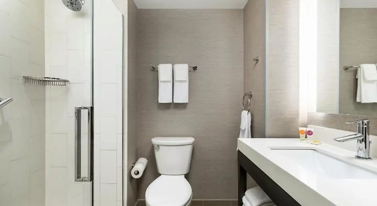 Hyatt Place New York City / Times Square Badezimmer