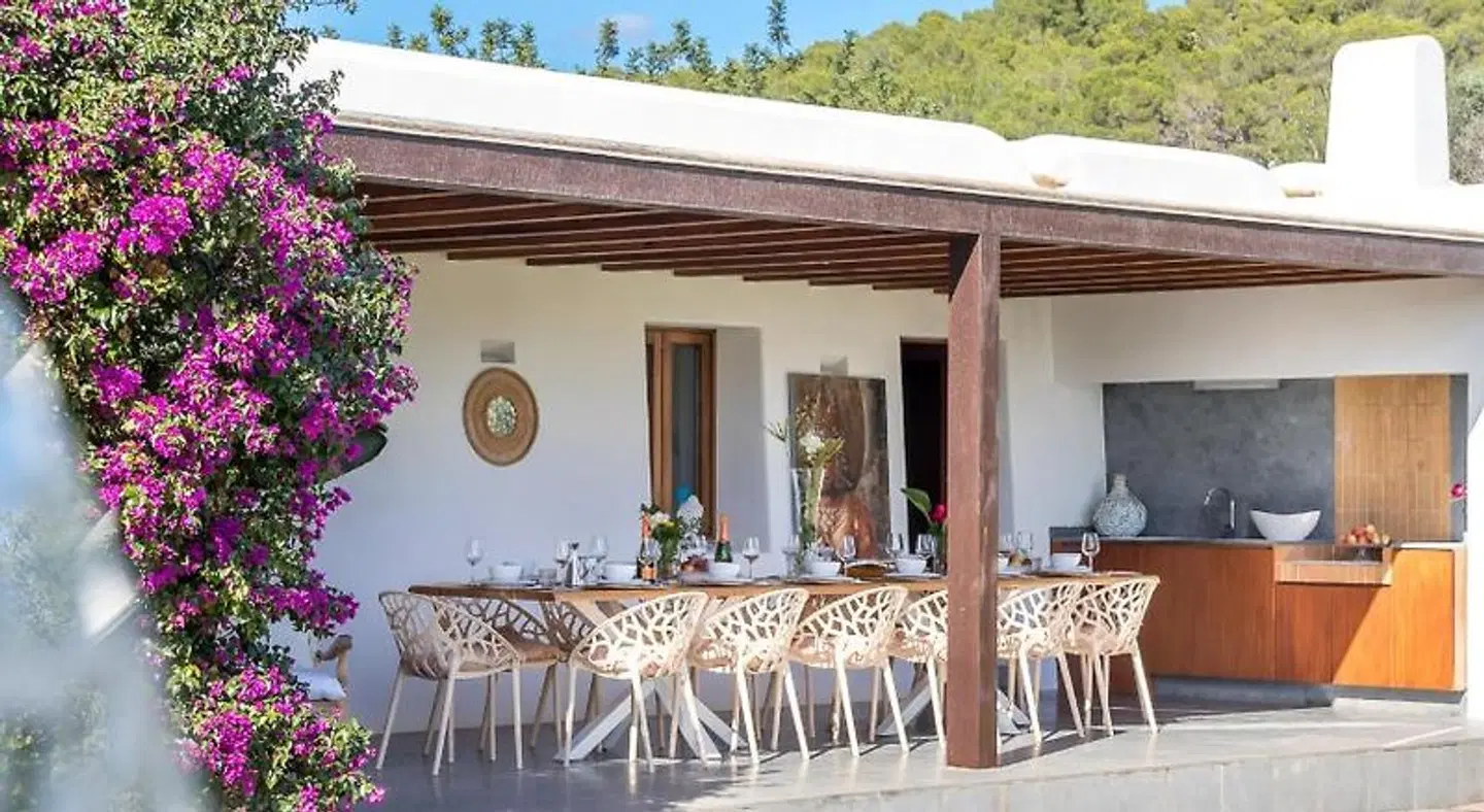 Rural Can Skye Ibiza Bar