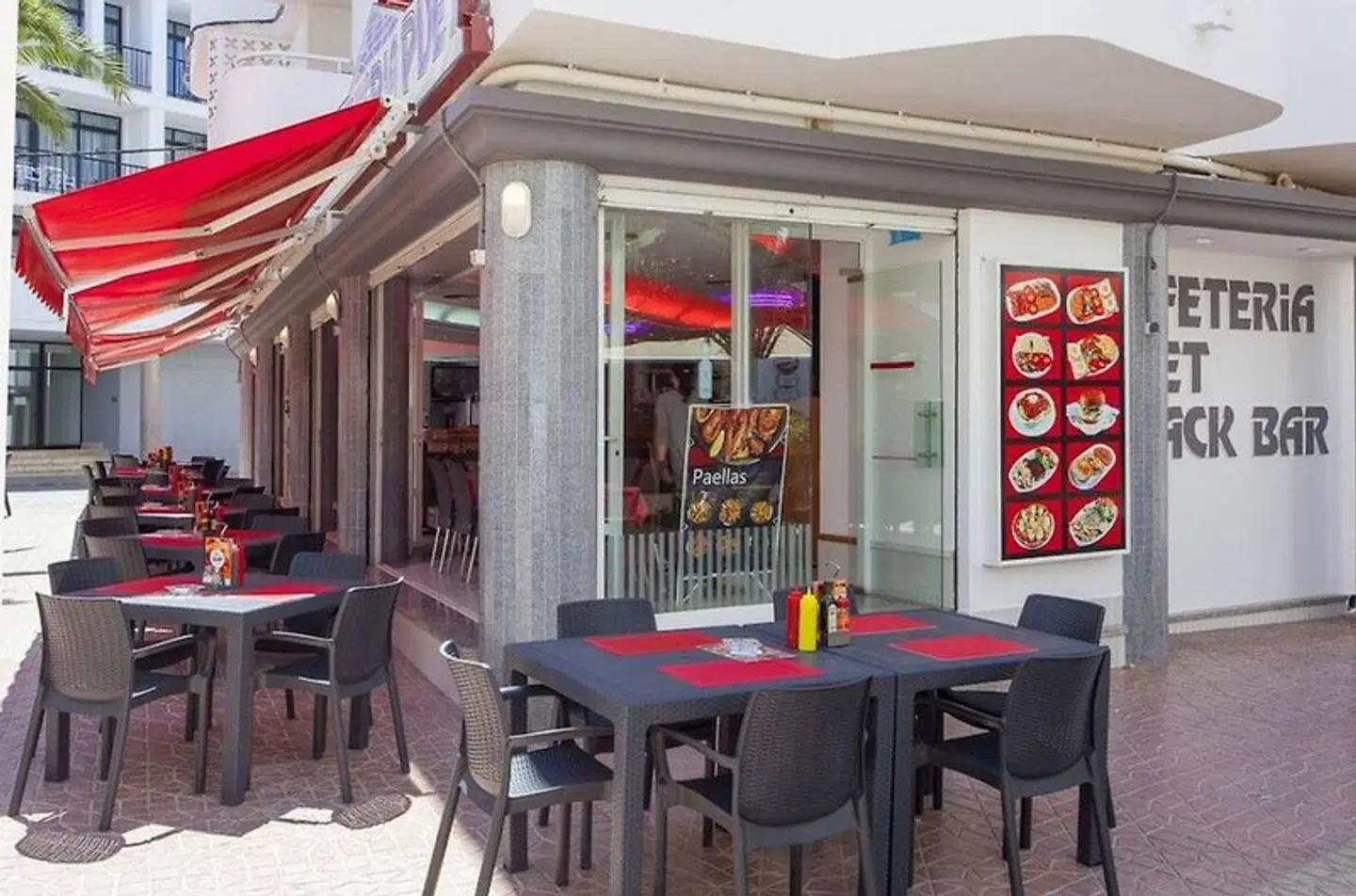 Puet Bar