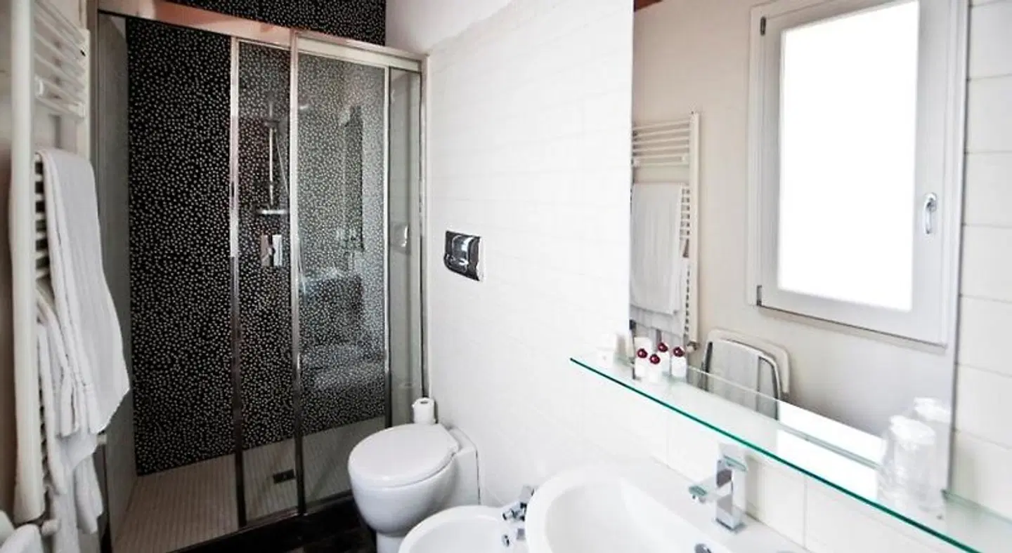 Hotel Dell'Orologio Badezimmer