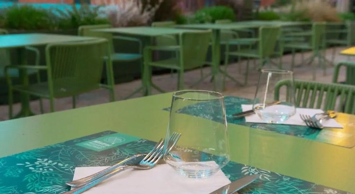 Mistral2 Hotel OUTDOOR_POOL