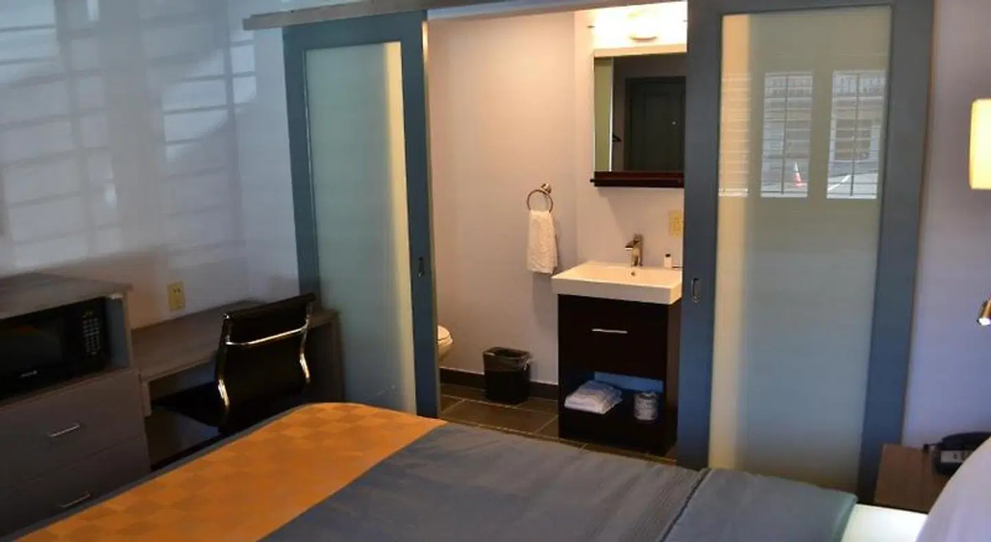 Silicon Valley Inn Hotel ROOM_EXAMPLE