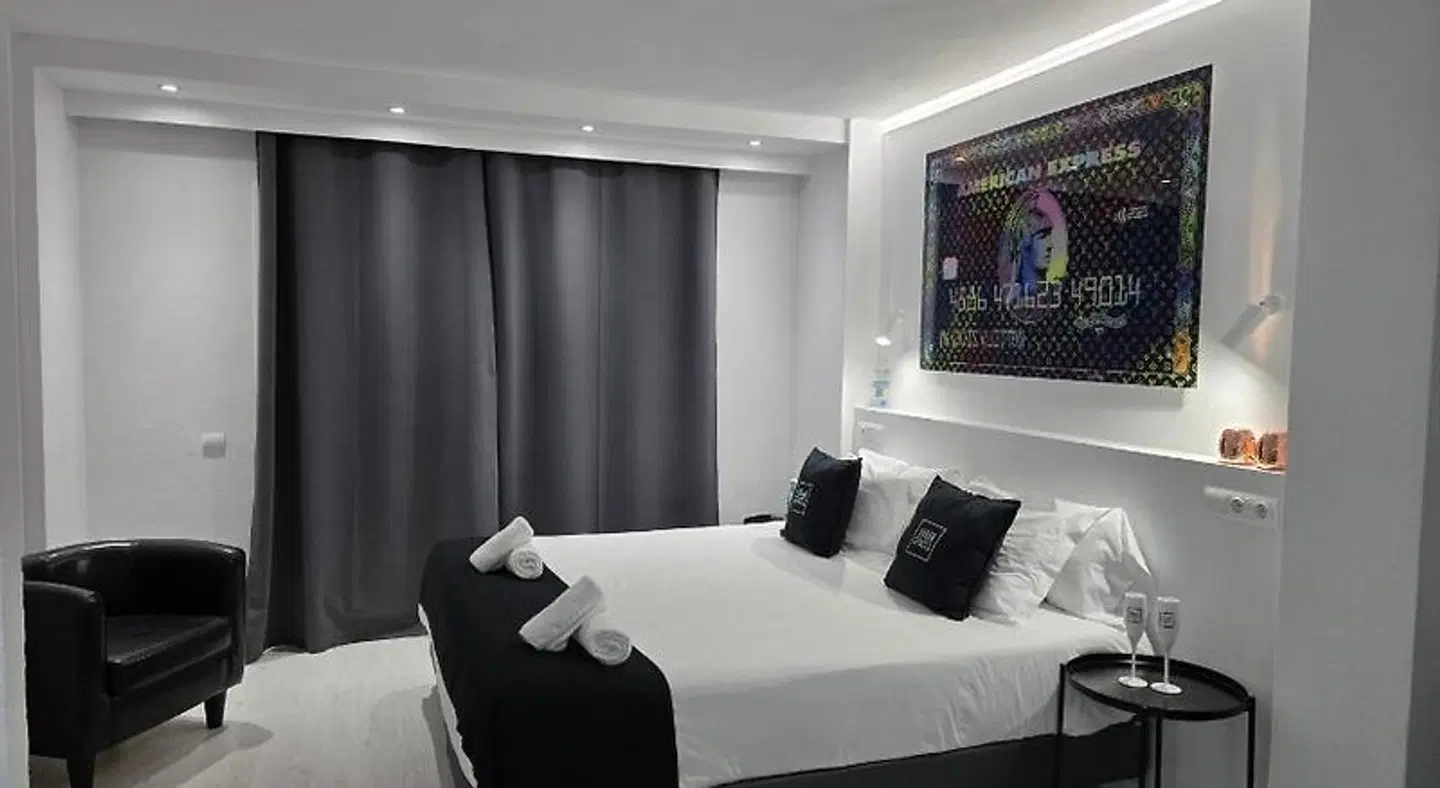 Urban Spaces Ibiza HEALTH_BEAUTY
