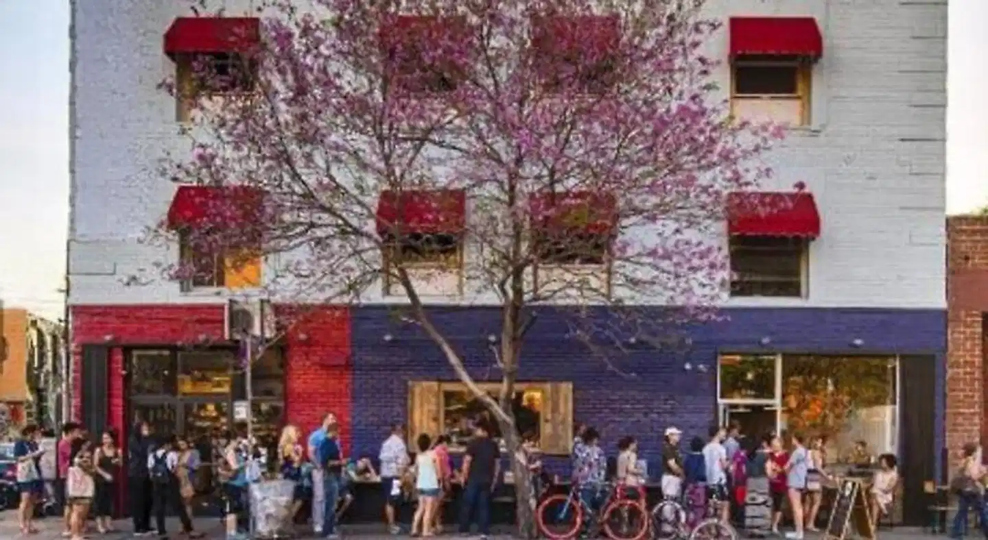 American Hotel Sport und Entertainment