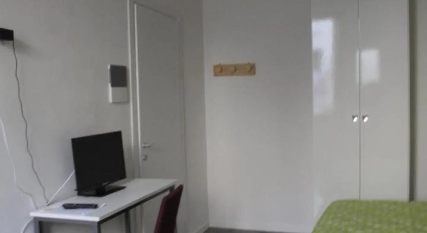 Dafne ROOM_EXAMPLE