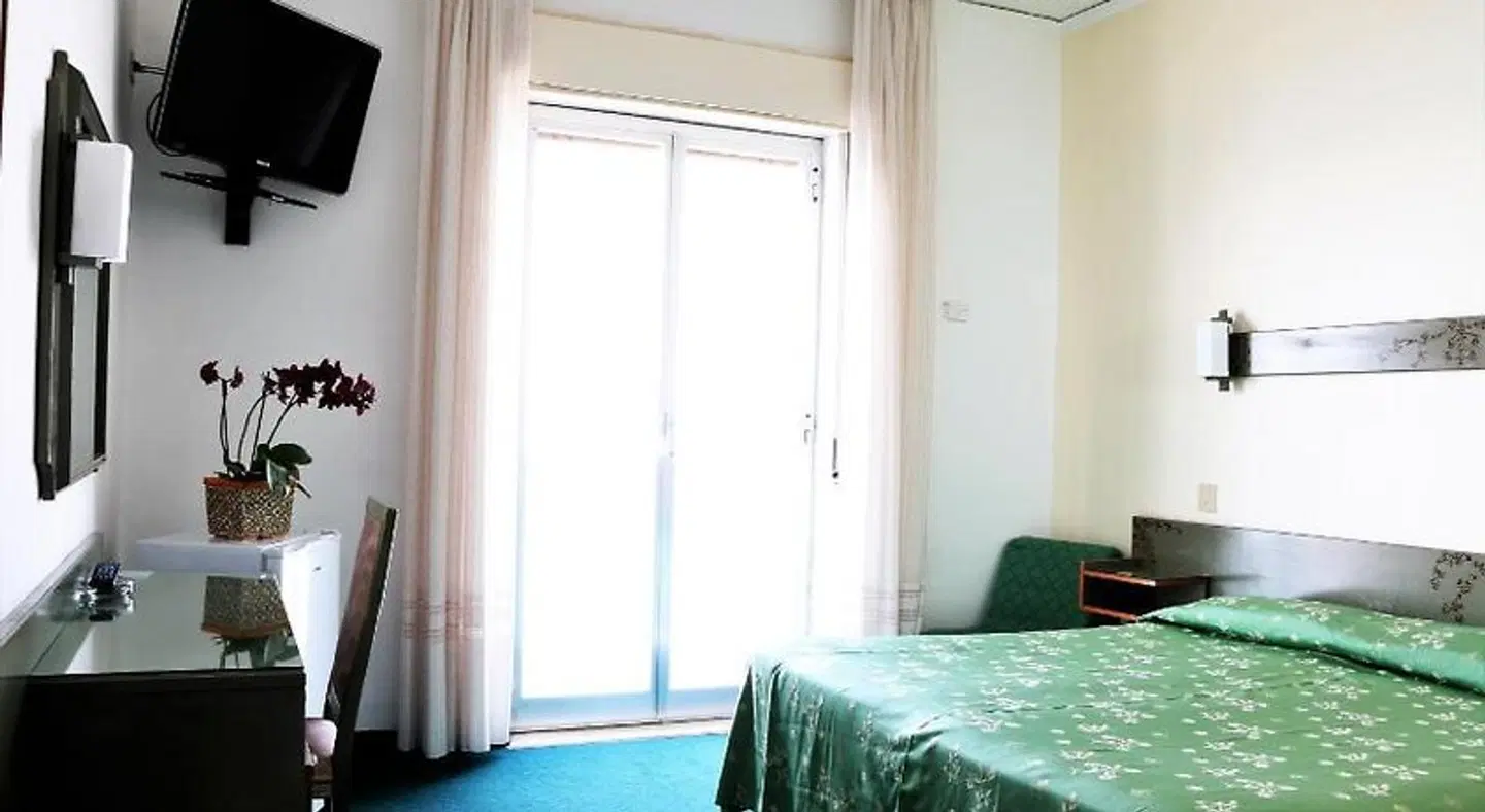 Kennedy ROOM_EXAMPLE