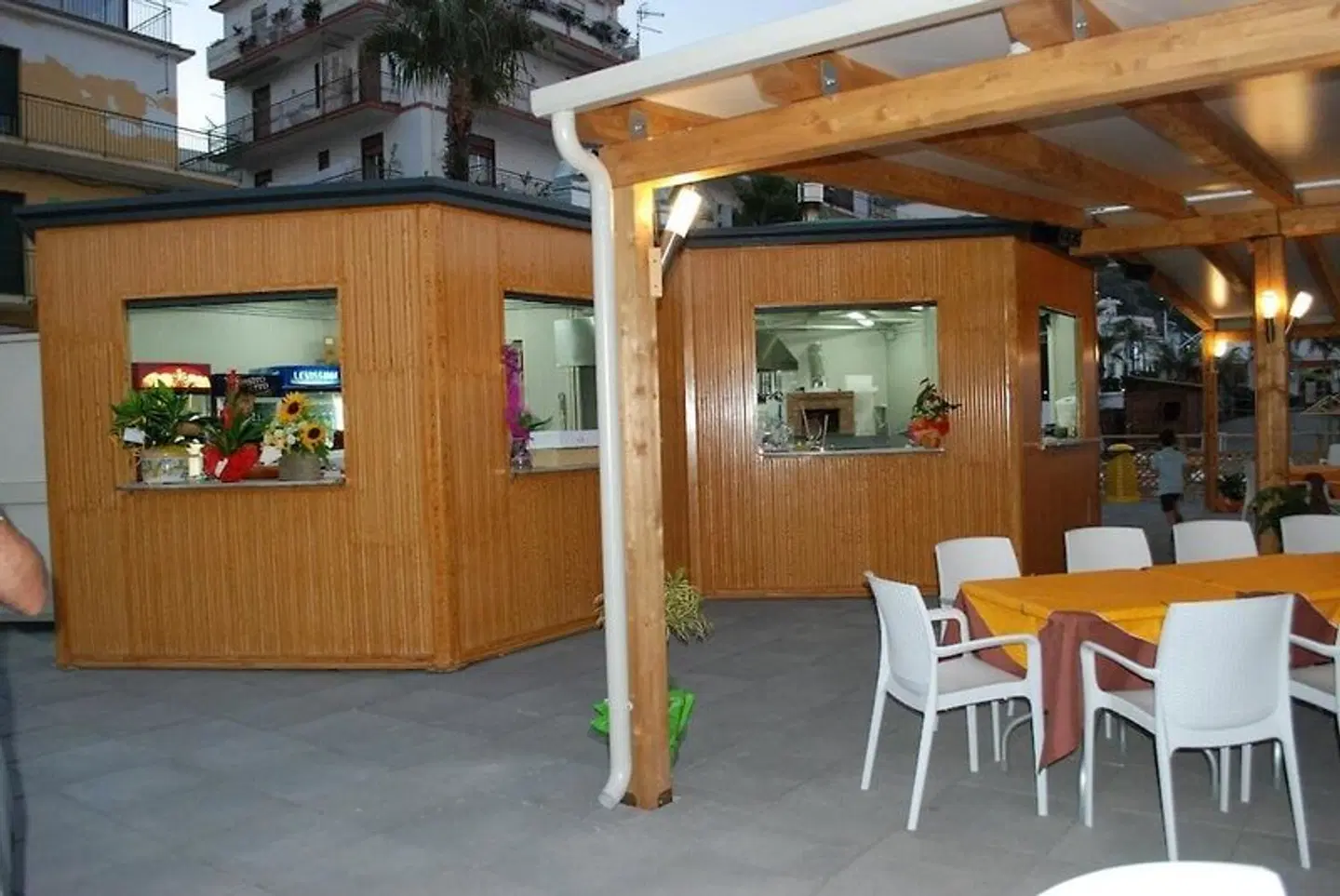 Maniel Beach Hotel EXTERIOR