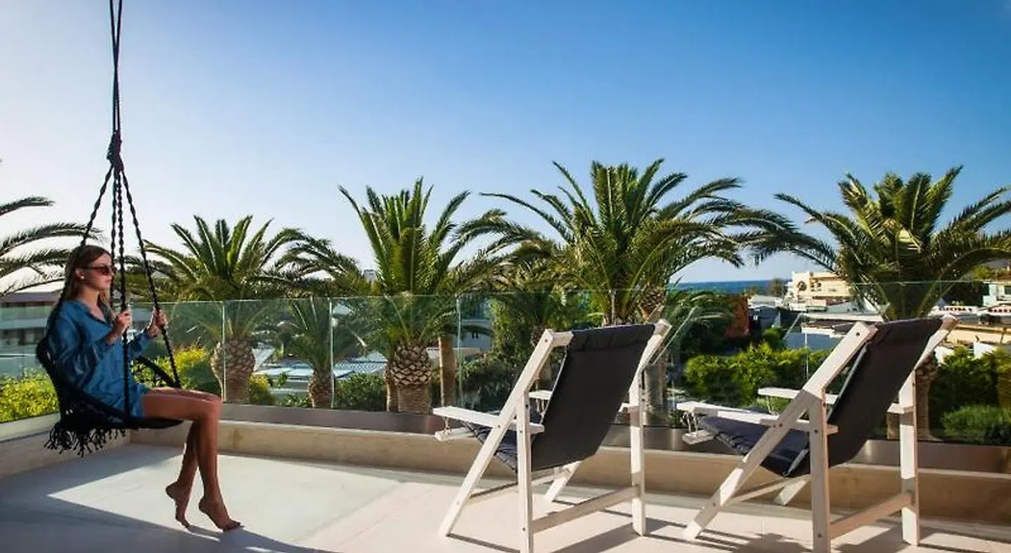 Drossia Palms Studios Terrasse