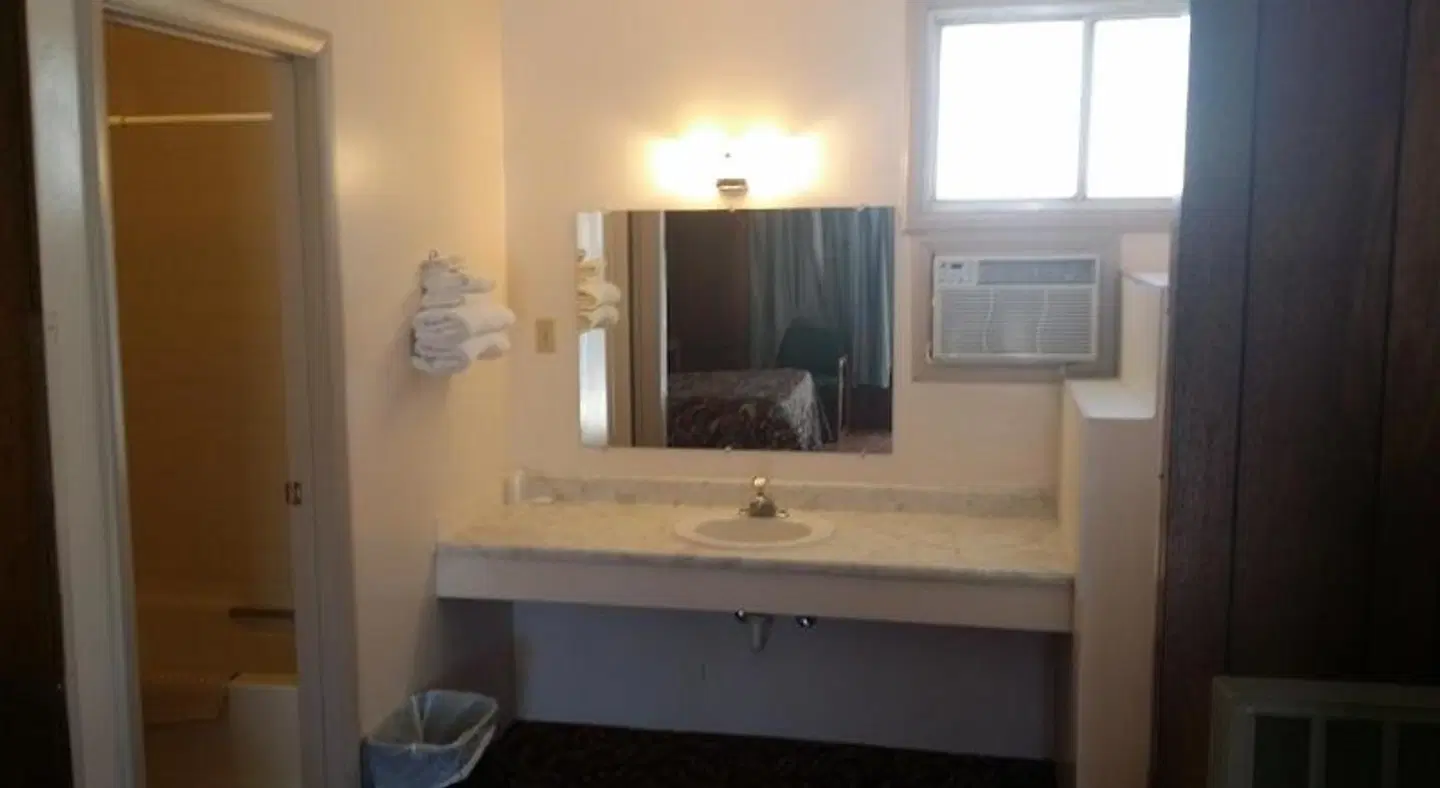 El Portal Motel Badezimmer