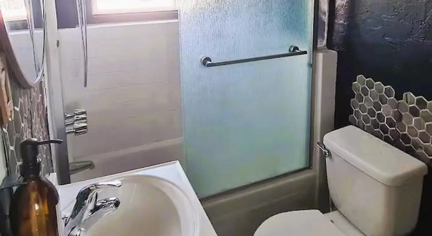 Surf City Hostel Badezimmer