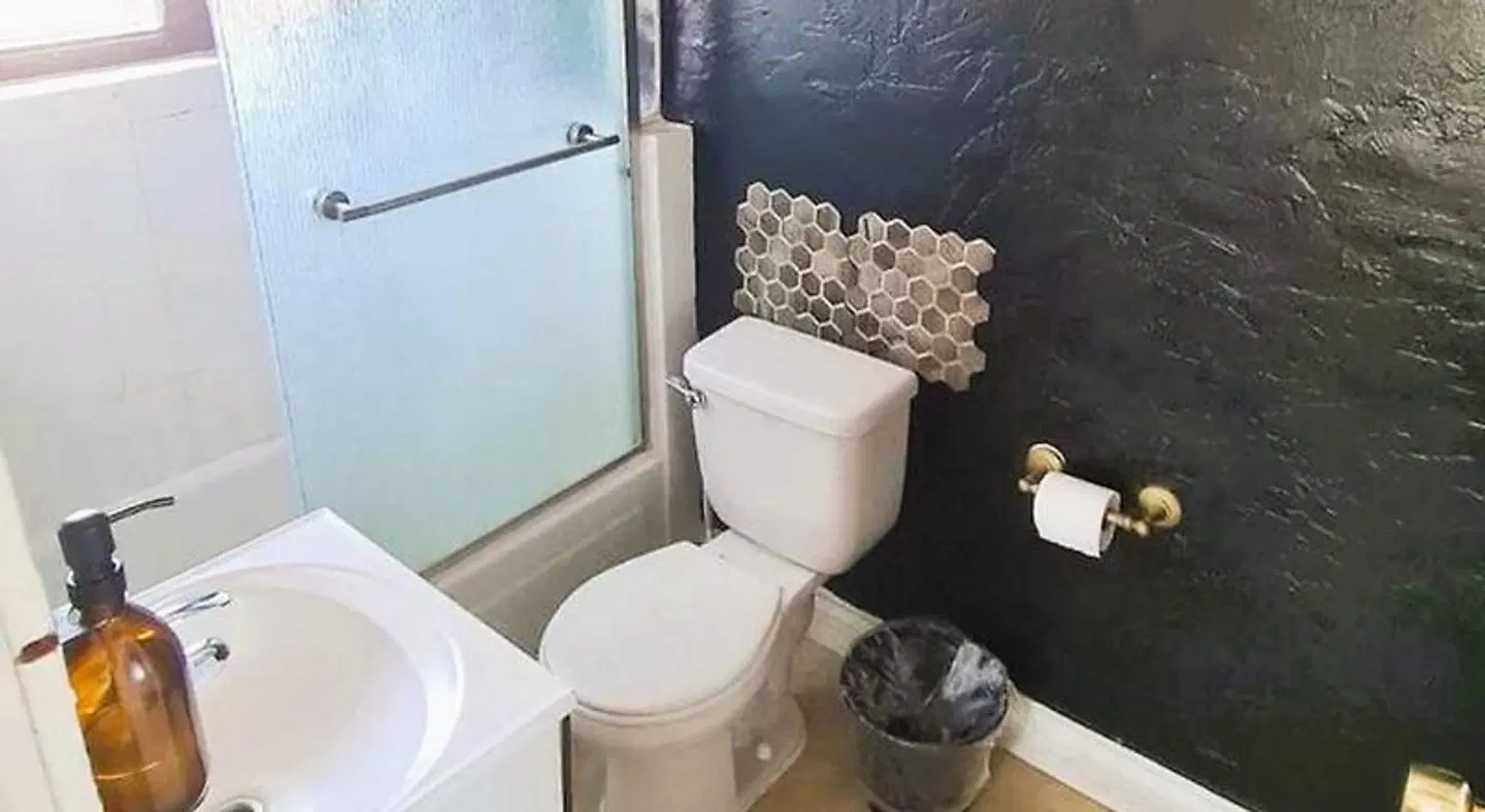 Surf City Hostel Badezimmer