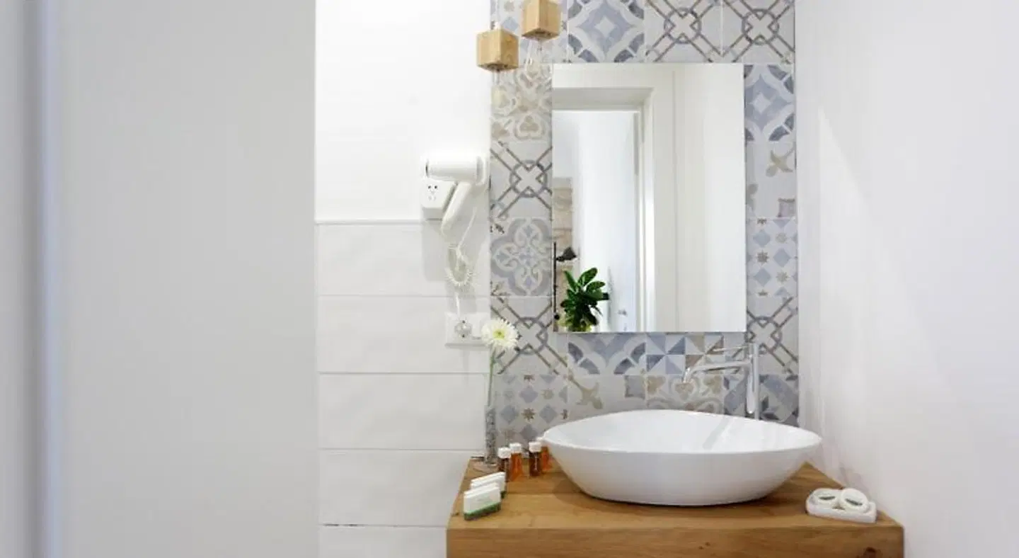 Reusuite Authentic Sicilian Hospitality Badezimmer