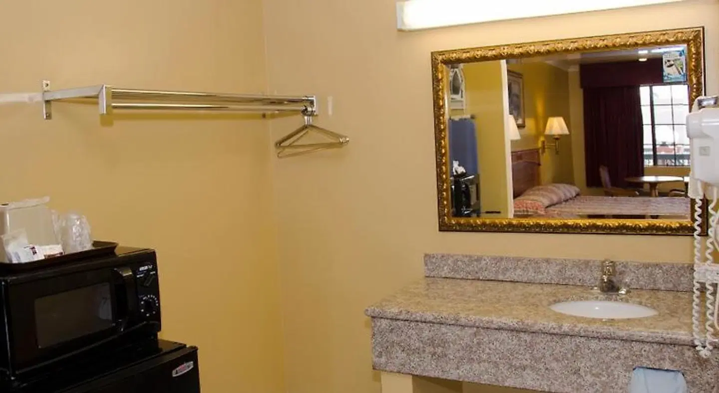 Chariot Inn ROOM_EXAMPLE