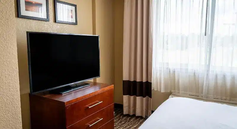 Comfort Inn and Suites Lakeland – Hotelfoto