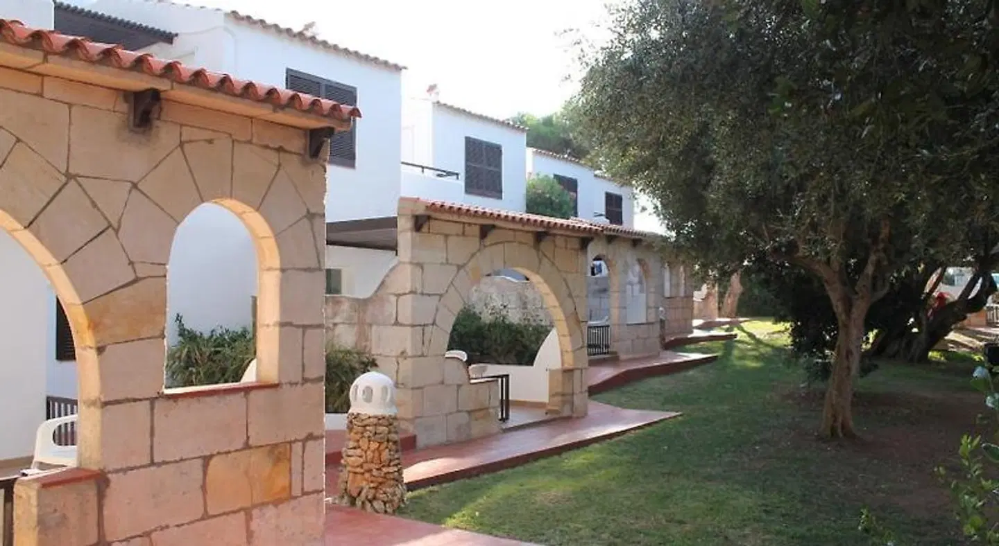 Talayot EXTERIOR
