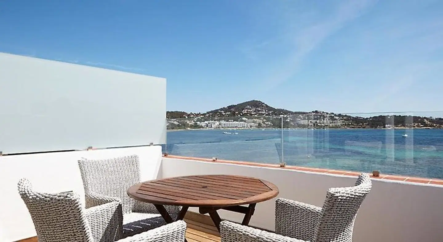 Talamanca Hostal Terrasse