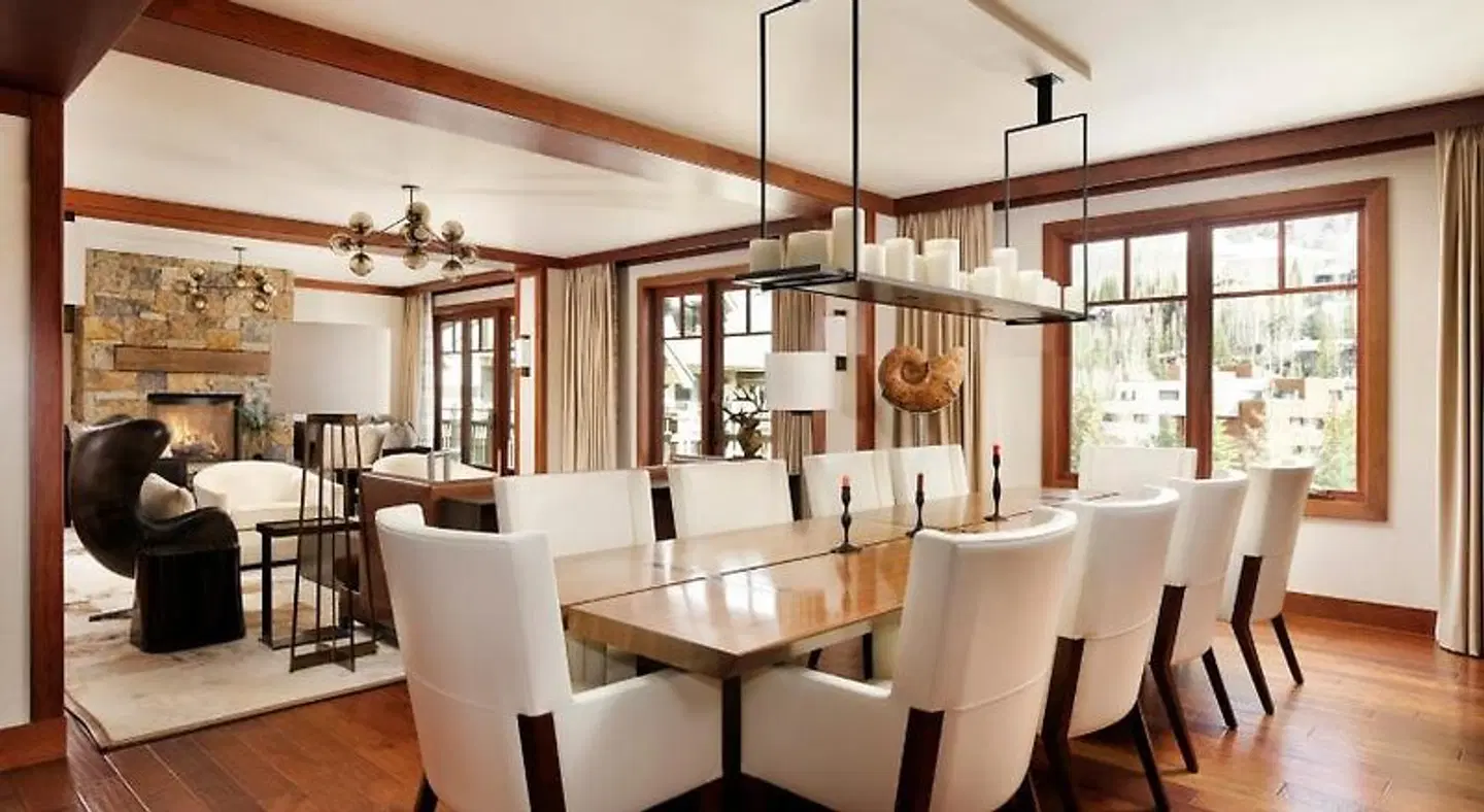 Four Seasons Resort Vail Bar