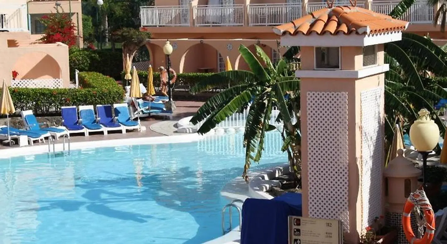 Bungalows Parque Nogal OUTDOOR_POOL