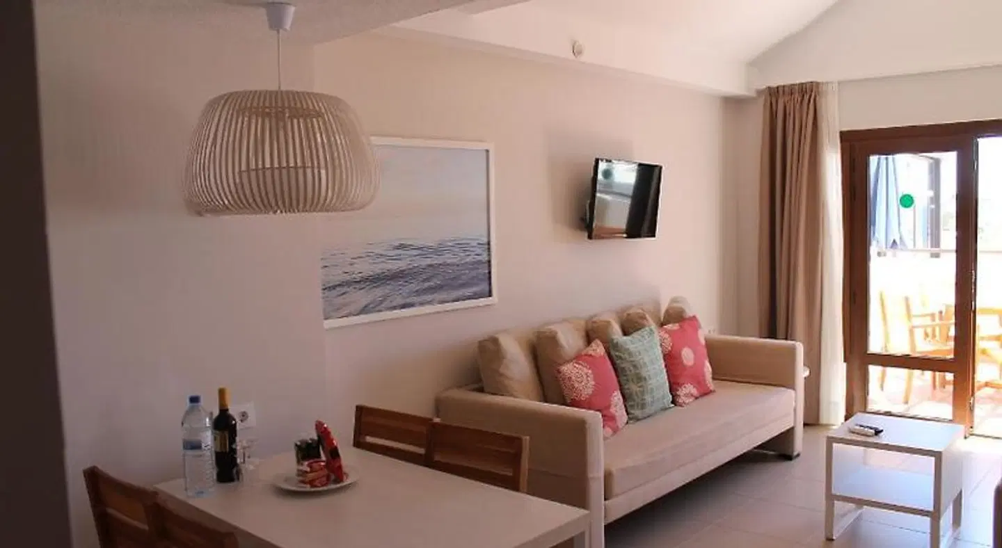 TUI BLUE Flamingo Beach ROOM_EXAMPLE