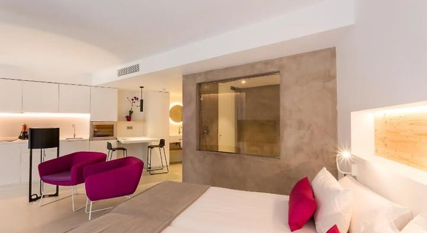 One Ibiza Beach Suites HEALTH_BEAUTY