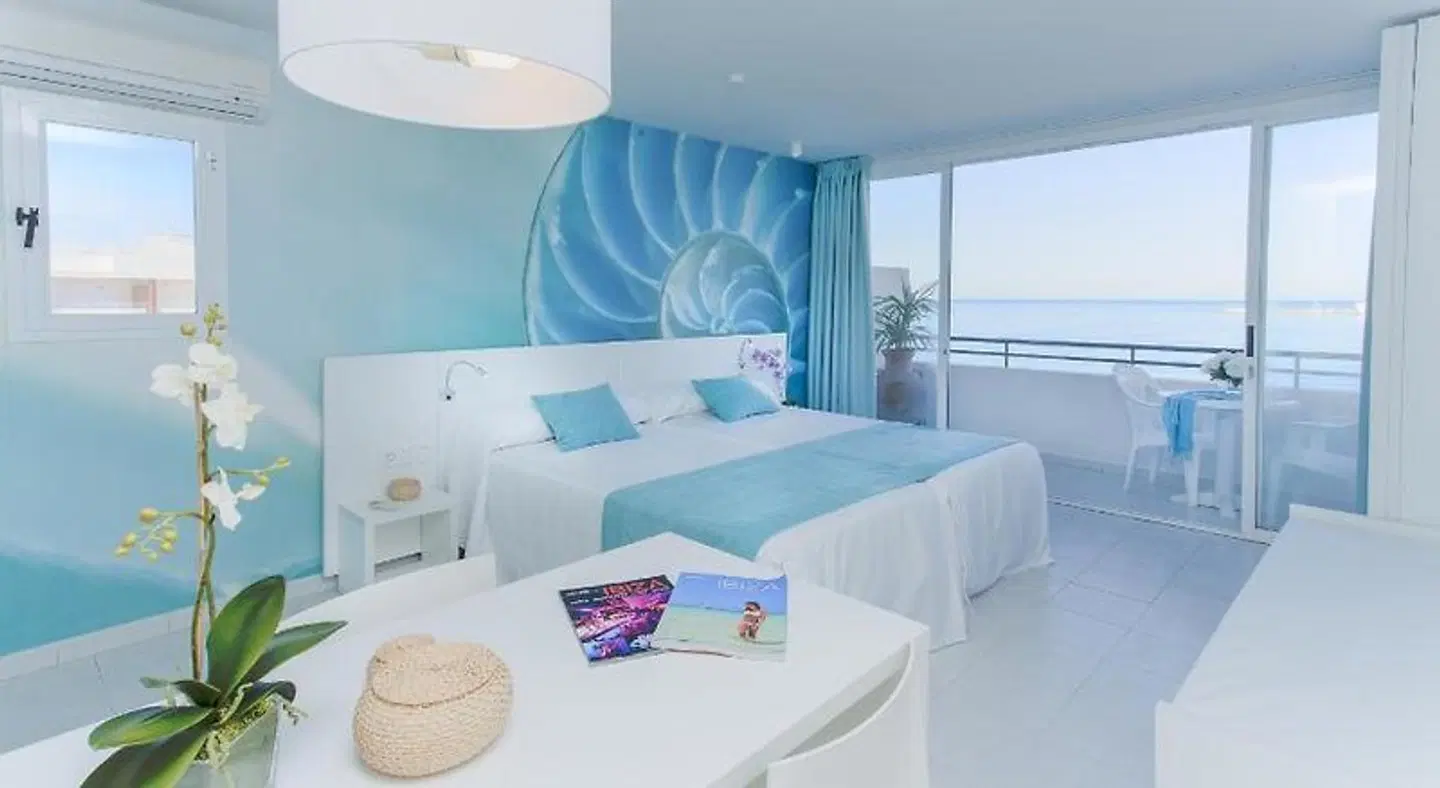 Typic Marina Playa ROOM_EXAMPLE