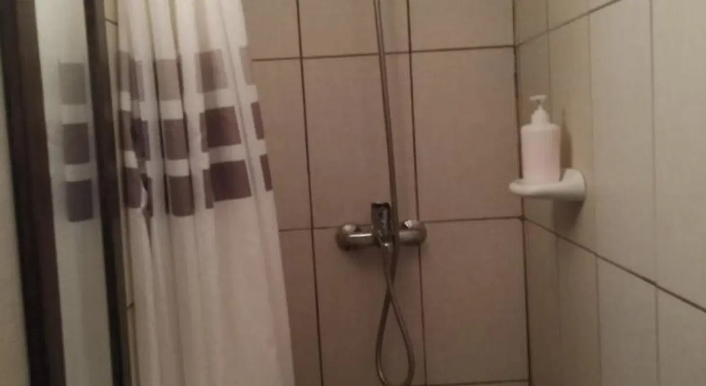 Green Grove Guest House Badezimmer