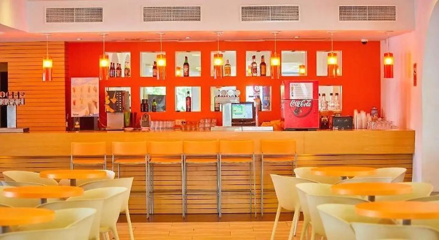 Gavimar Ariel Chico Club & Resort Bar