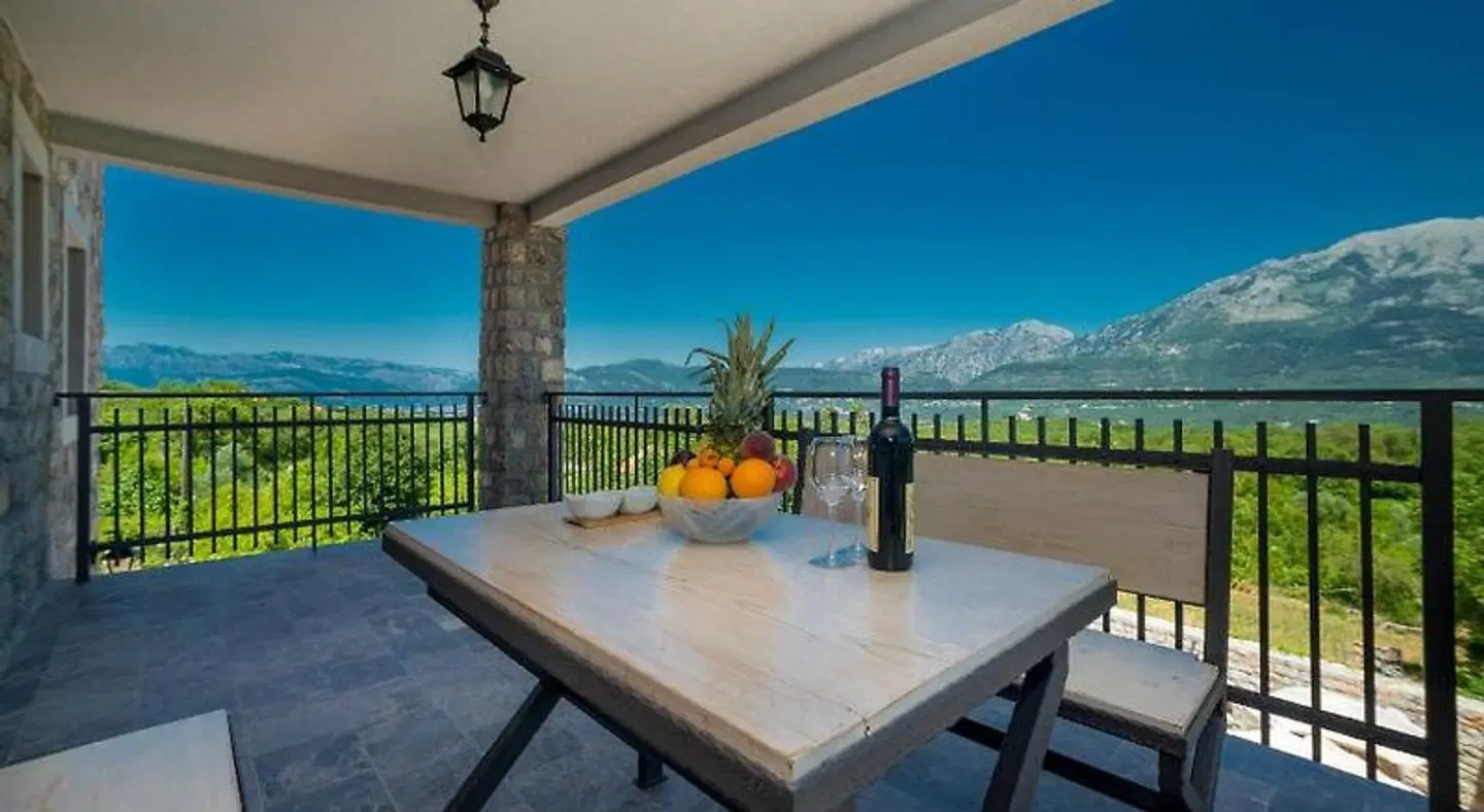 Villa Old Castle Terrasse