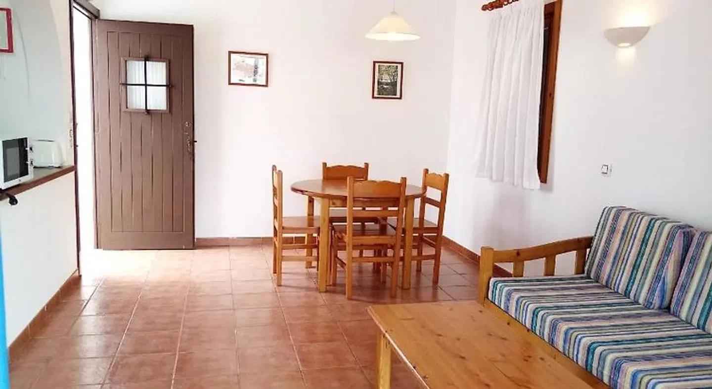 O7 Vista Picas ROOM_EXAMPLE