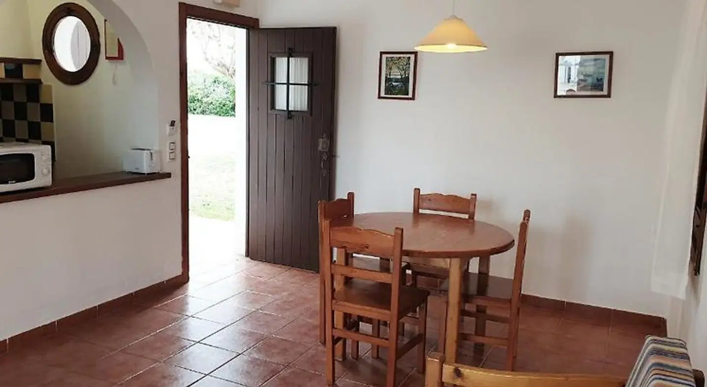 O7 Vista Picas ROOM_EXAMPLE