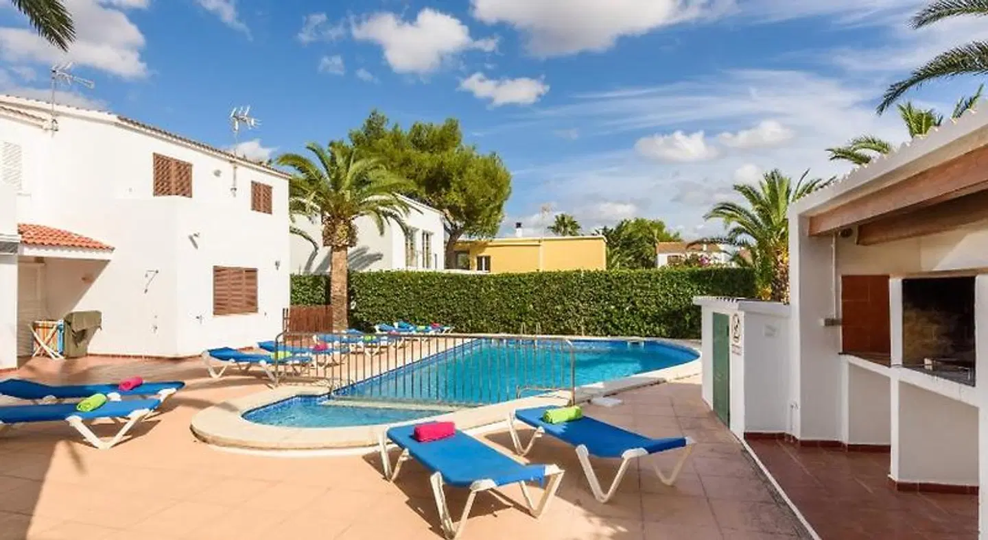 Las Palmeras OUTDOOR_POOL