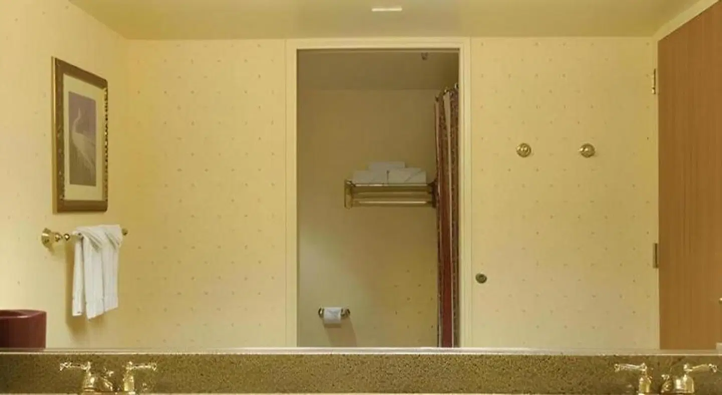 Suncoast Hotel and Casino Badezimmer
