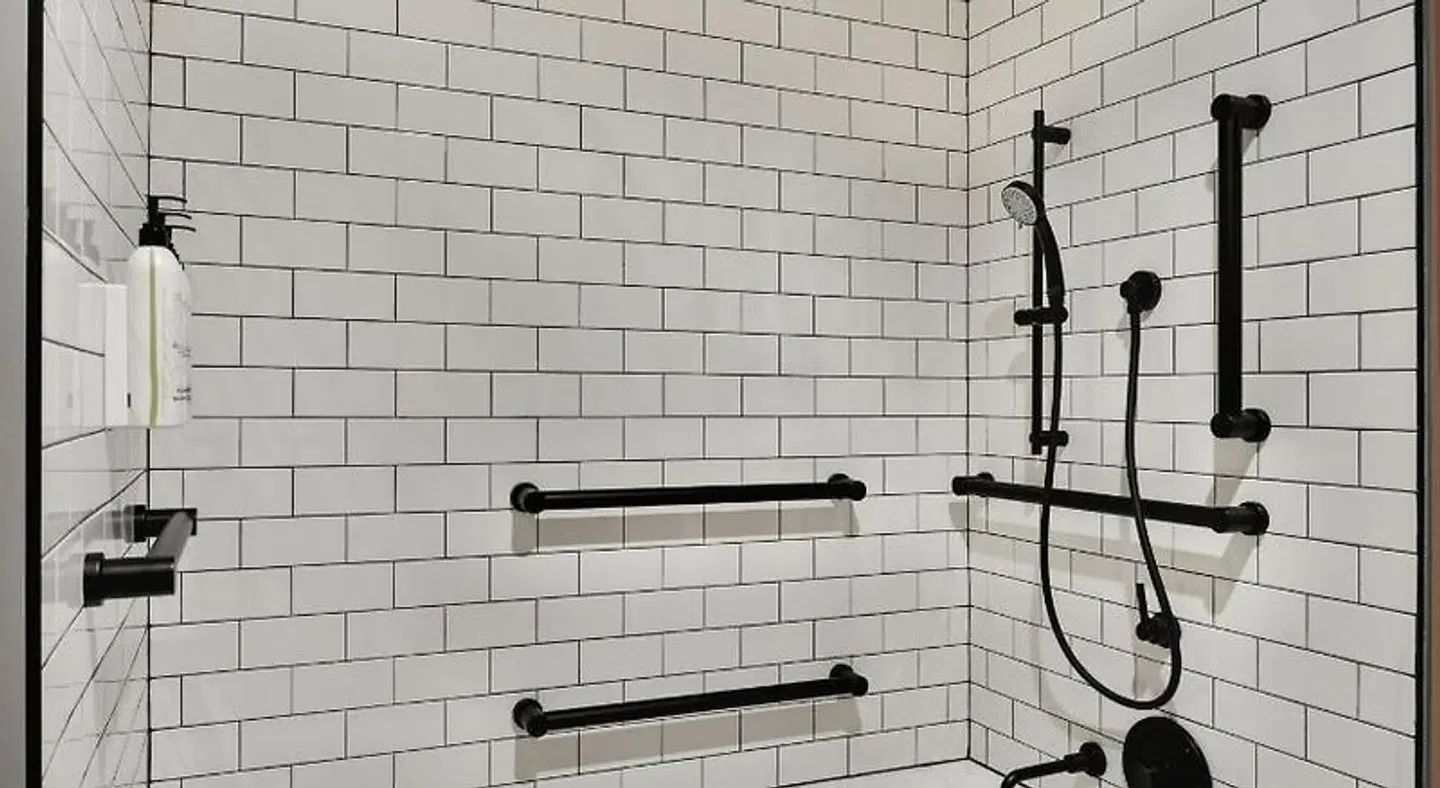 Moxy Charlotte Downtown SPORTS_AND_LEISURE