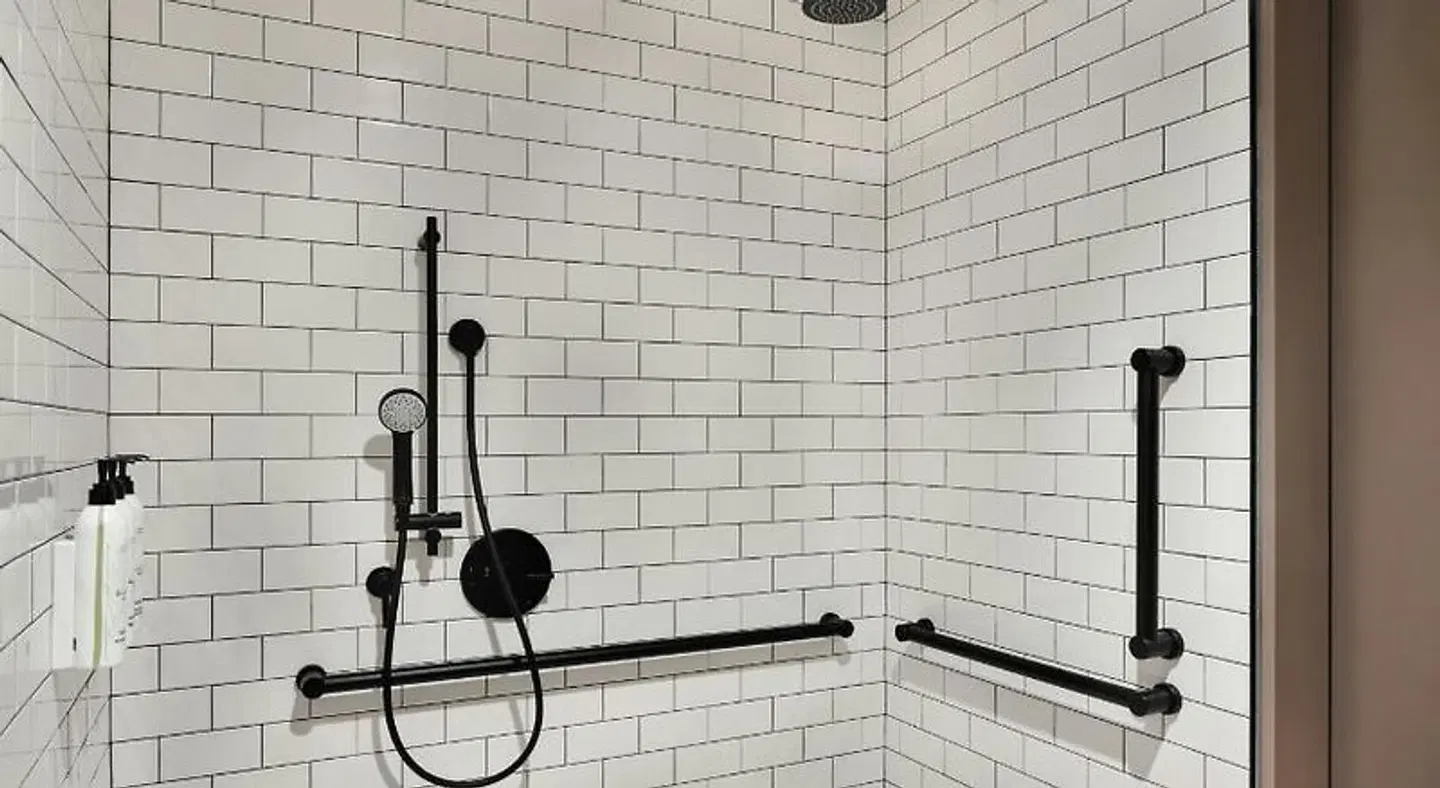 Moxy Charlotte Downtown HEALTH_BEAUTY