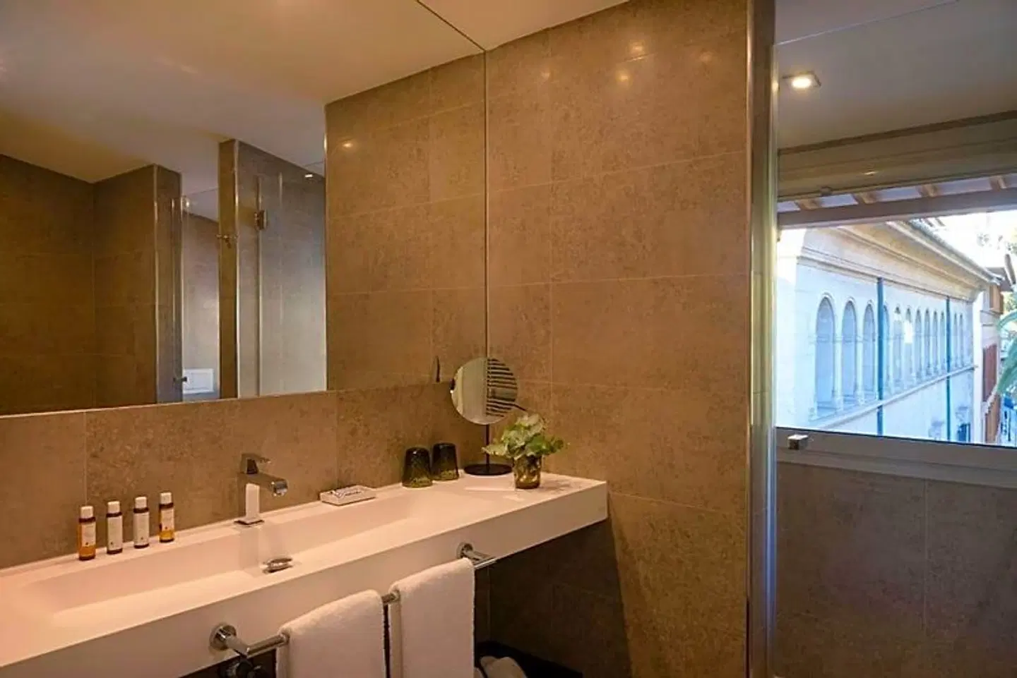 Luxury Boutique Hotel Can Alomar Badezimmer