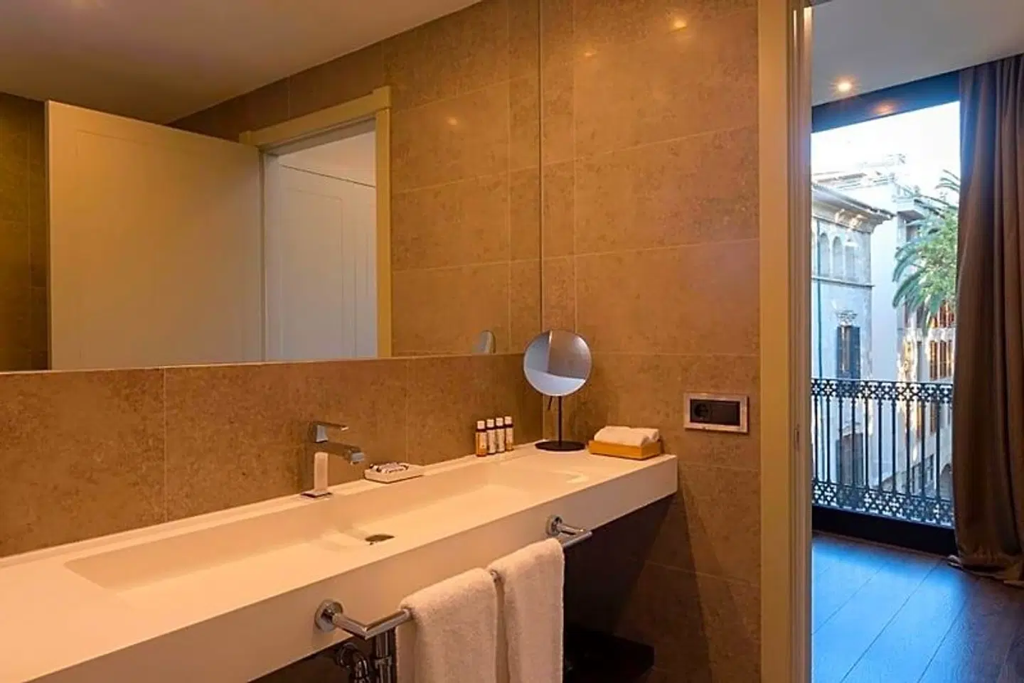 Luxury Boutique Hotel Can Alomar Badezimmer