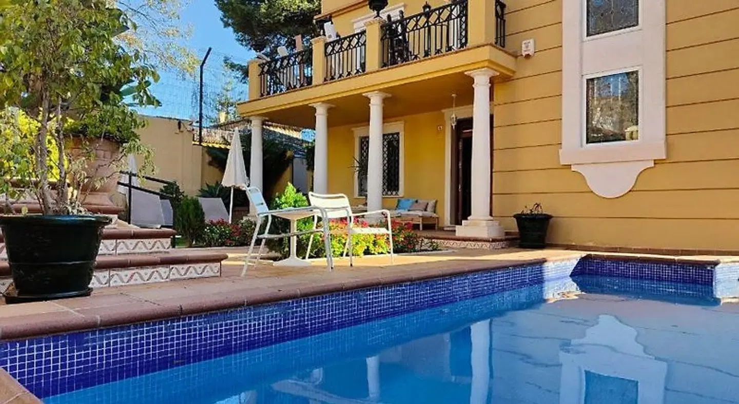 Hotel Boutique Villa Lorena OUTDOOR_POOL