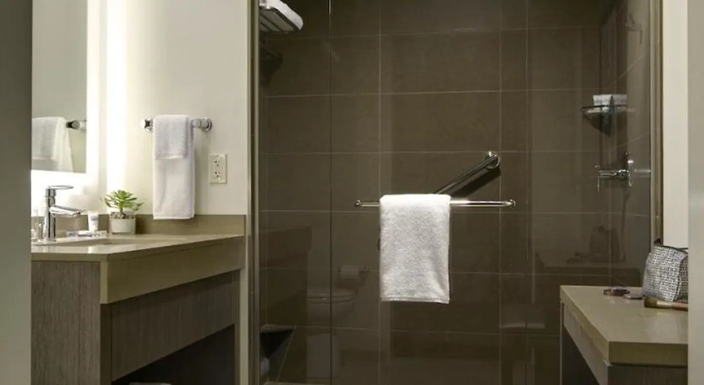 Hyatt House Seattle Downtown Badezimmer