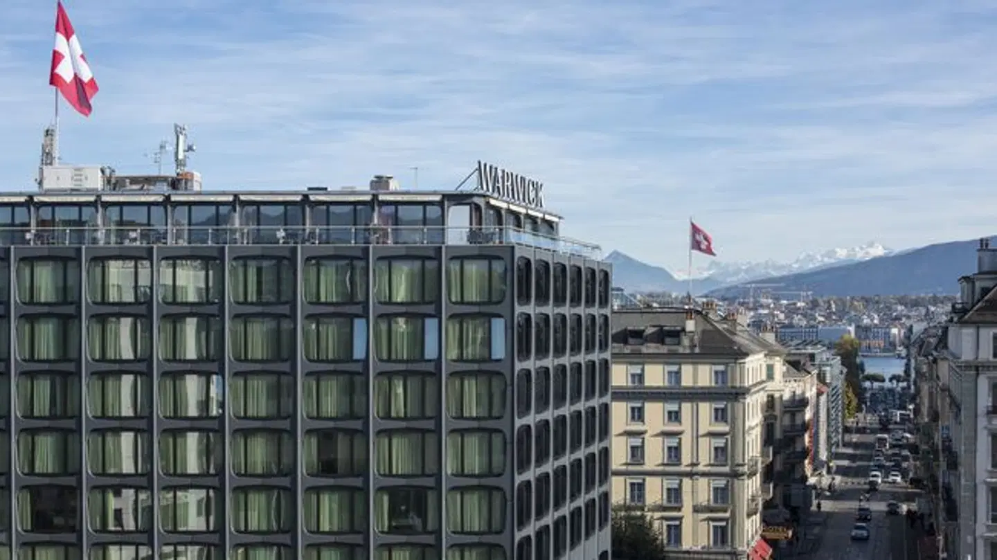 Warwick Geneva EXTERIOR