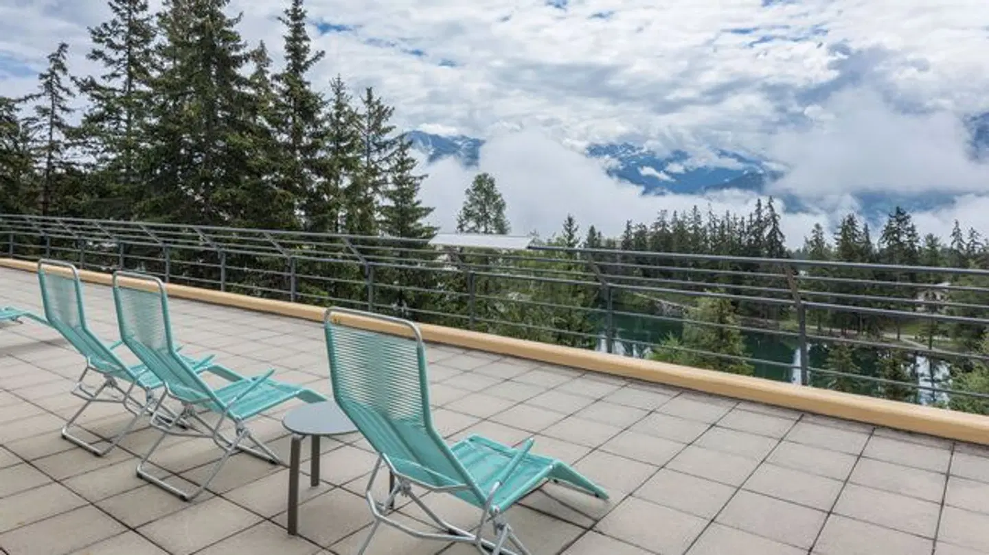 Crans-Montana Youth Hostel Terrasse