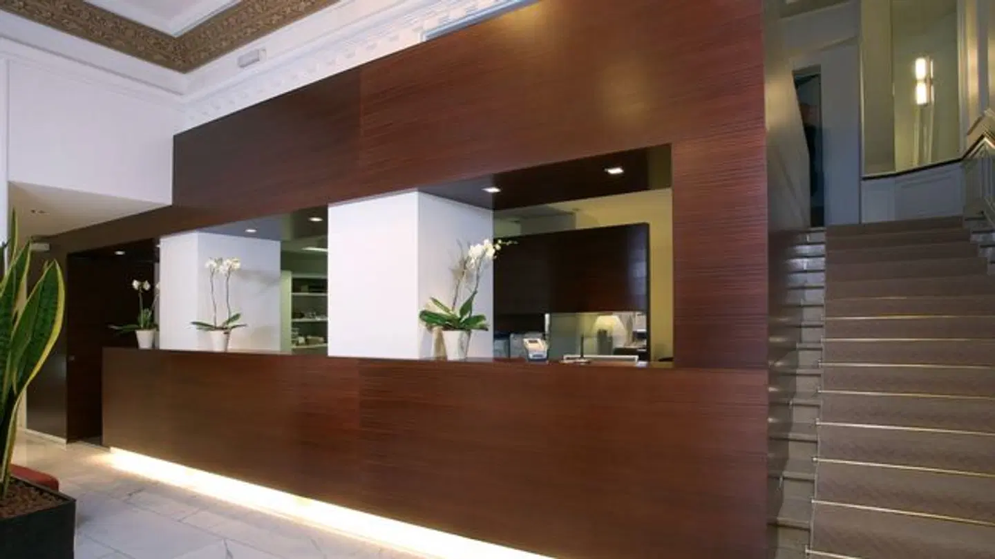 City Inn LOUNGE_LOBBY